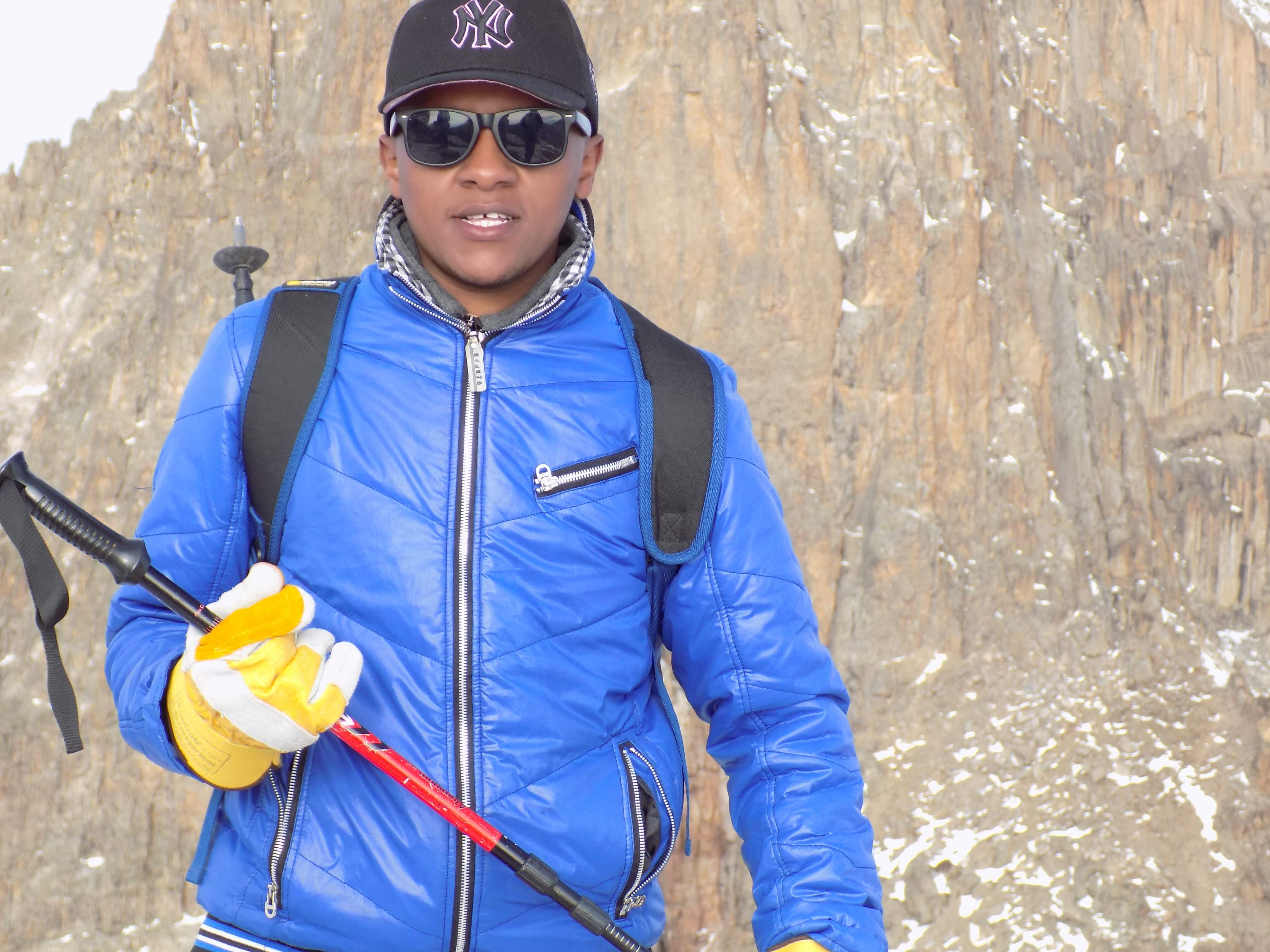 Summit Point Lenana & Camp at Mintos Hut